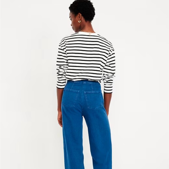 Old Navy Extra High-Rise Wide Leg Jean - Picture 1 of 5